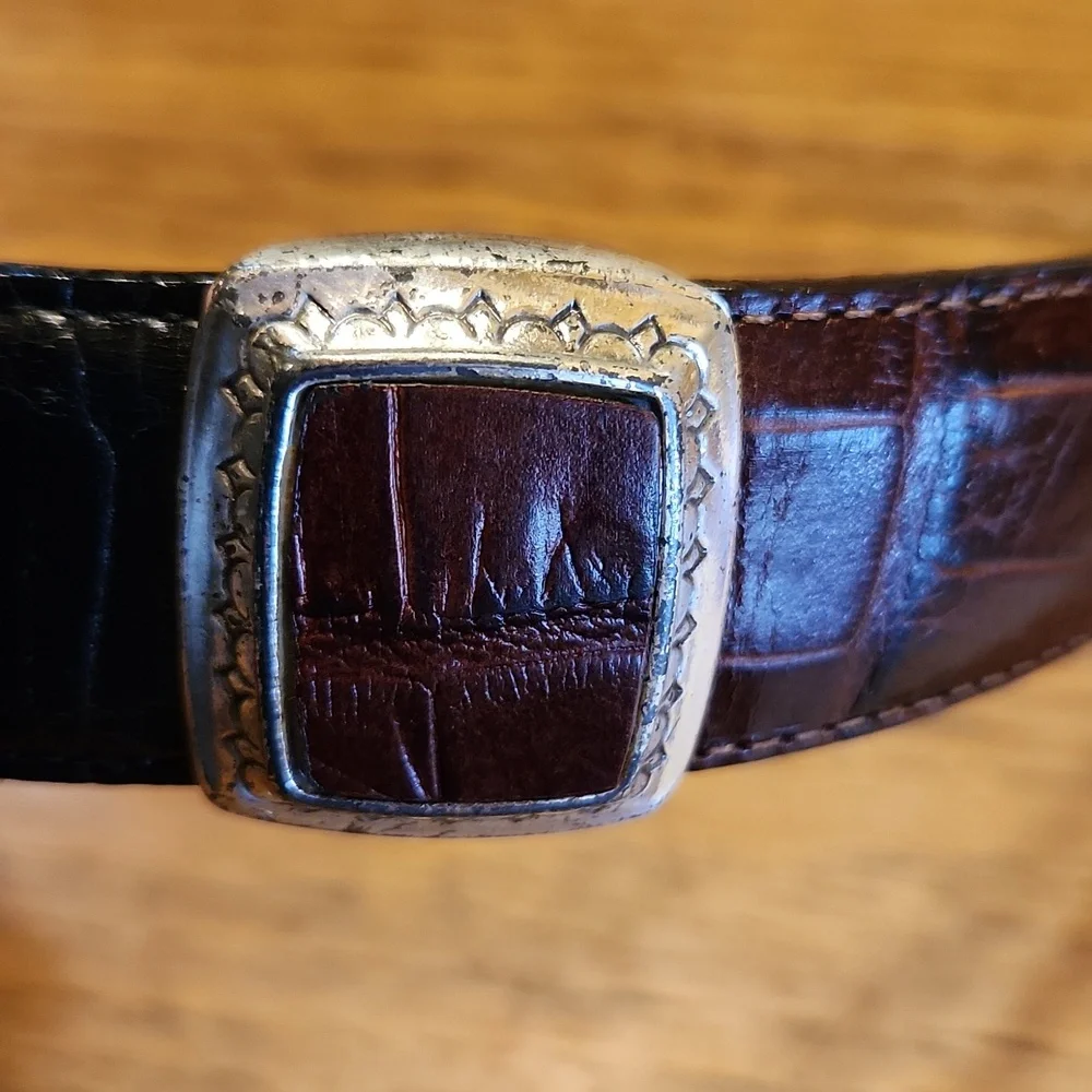 Brighton Western Silver Tone Buckle Med